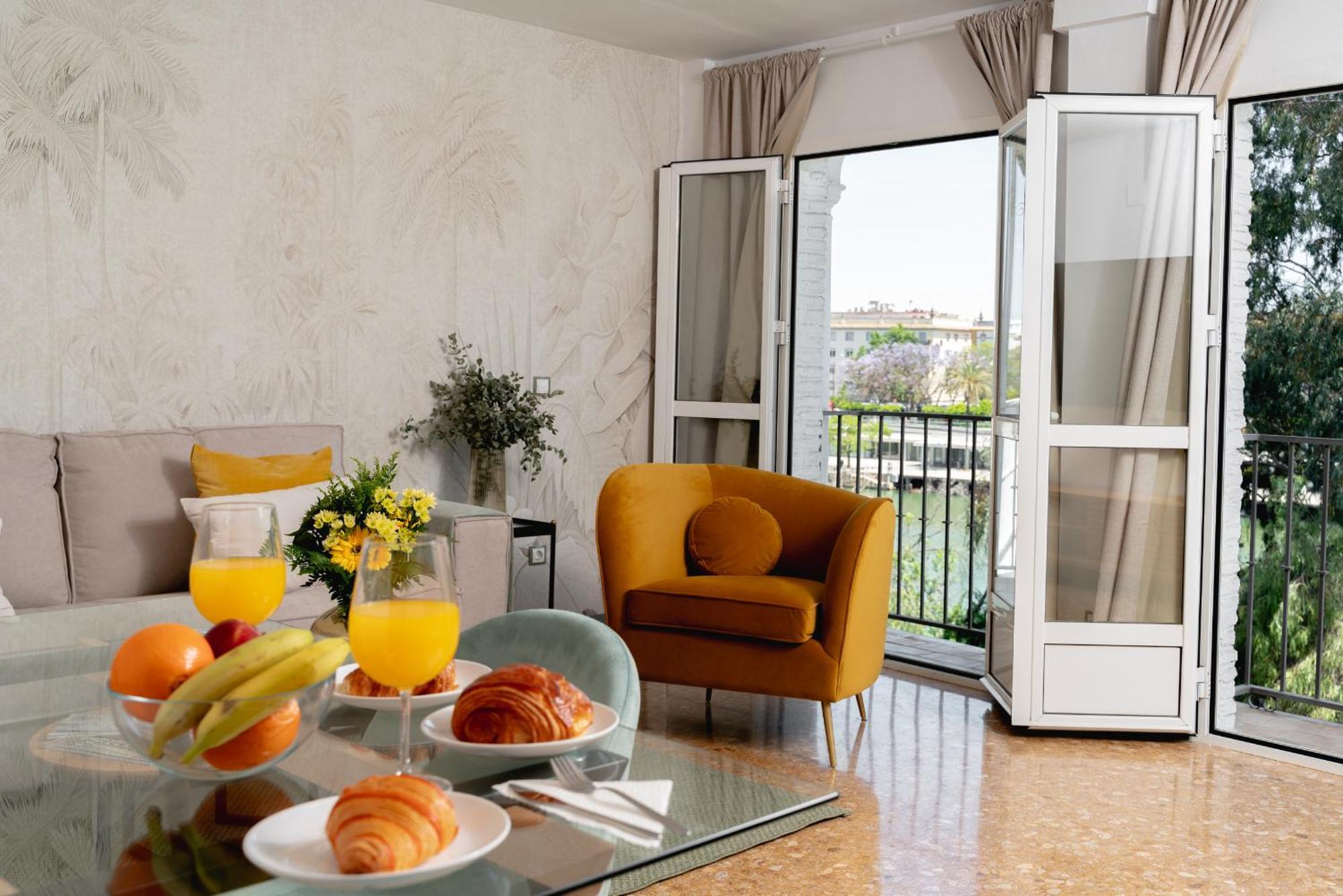 Betis River View Seville Exterior photo